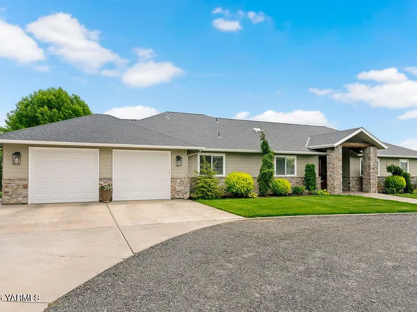 181 Valley View Rd, Yakima, WA 98908