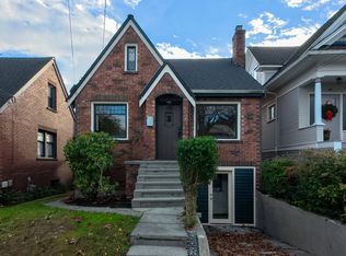 325 NE 59th St, Seattle, WA 98105