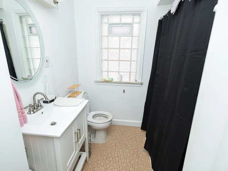 13566 Cedar Rd #2 — Photo 6