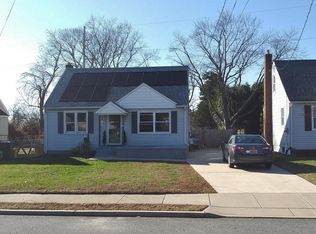 247 Chestnut St, Glendora, NJ 08029