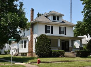 201 NE 4th St, Atlanta, IL 61723