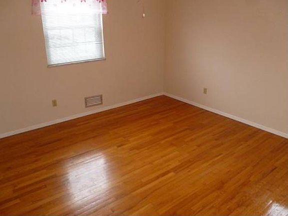 5th image of 193 Fairhaven Dr APT 116