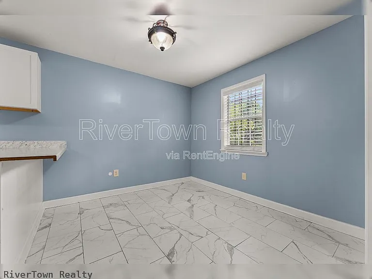 1204 Margaret Rd — Photo 7