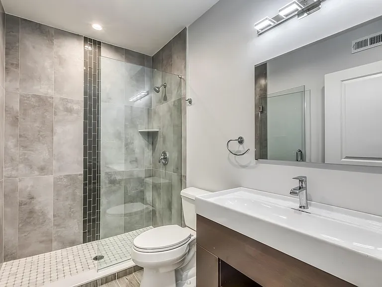 330 Cambridge St #2B — Photo 12