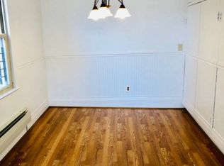 6069 80th Ave, Ridgewood, NY 11385