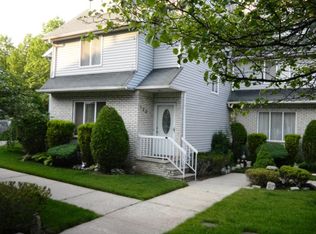 120 Fairlawn Ave, Staten Island, NY 10308