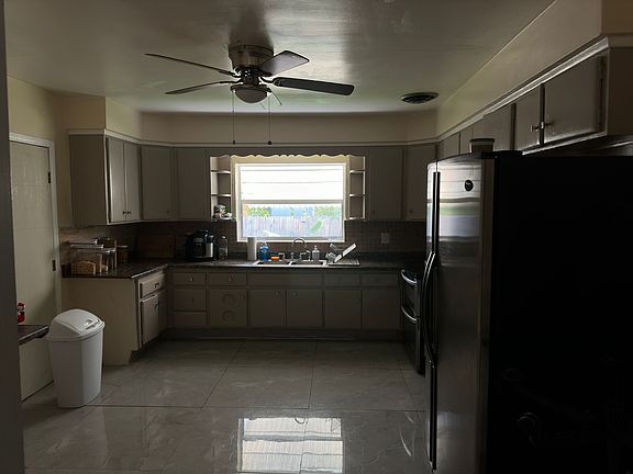 Big kitchen
