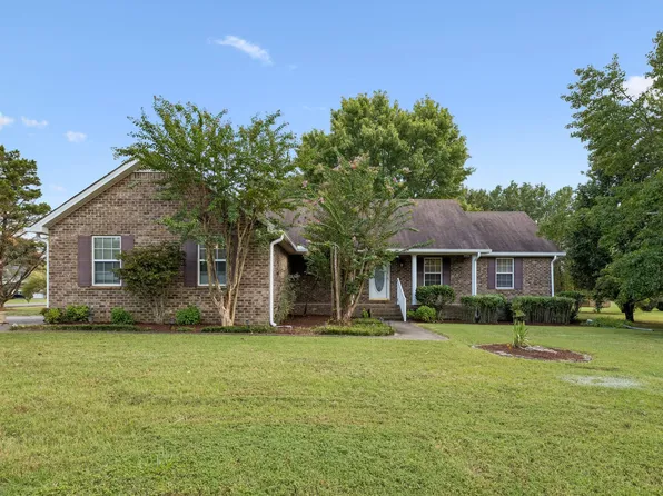 201 Tenby Dr, Murfreesboro, TN 37127
