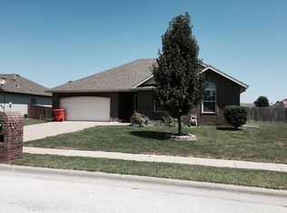 746 N Lexington Ave, Republic, MO 65738