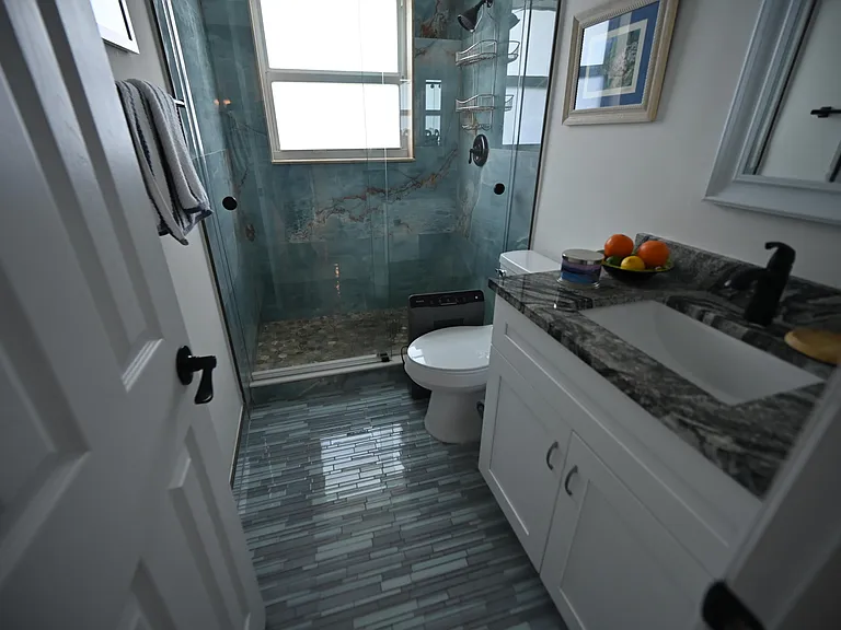 4015 W Palm Aire Dr #1001 — Photo 28