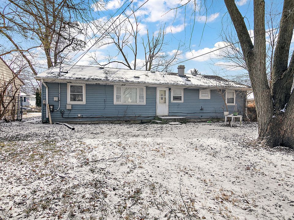 1st image of 1869 Summit Ave