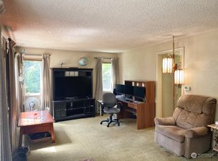 326 NE 125th St, Seattle, WA