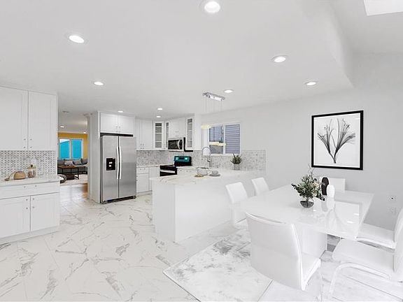 4th image of 2351 E 69th St