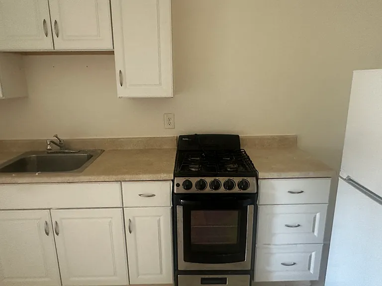 1510 E Wilson Ave — Photo 5