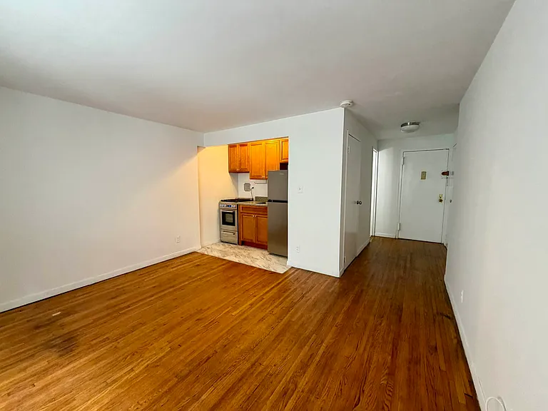 135 Charles St #2B — Photo 2