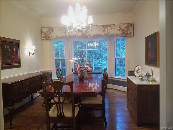 5th image of 10305 Berkeley Manor Dr
