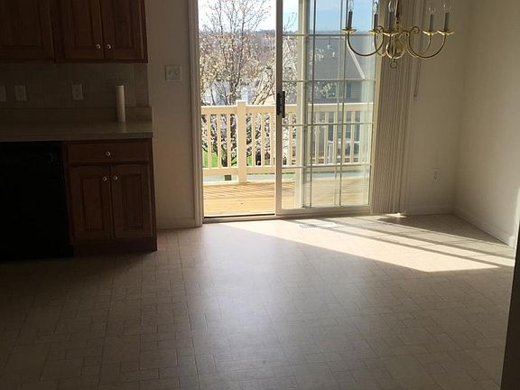 patio doors to deck from dining area