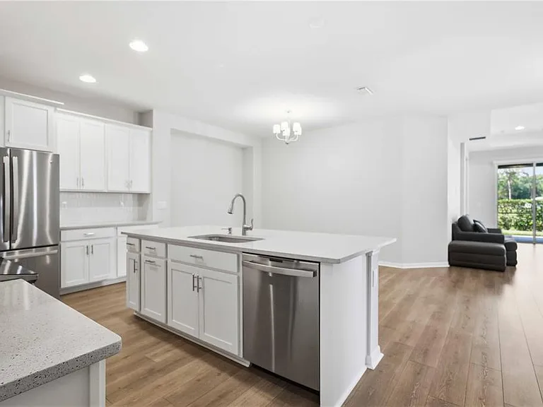 5918 Fiore Dr — Photo 11