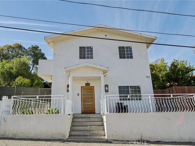 24334 Crestlawn St, Woodland Hills, CA, 91367