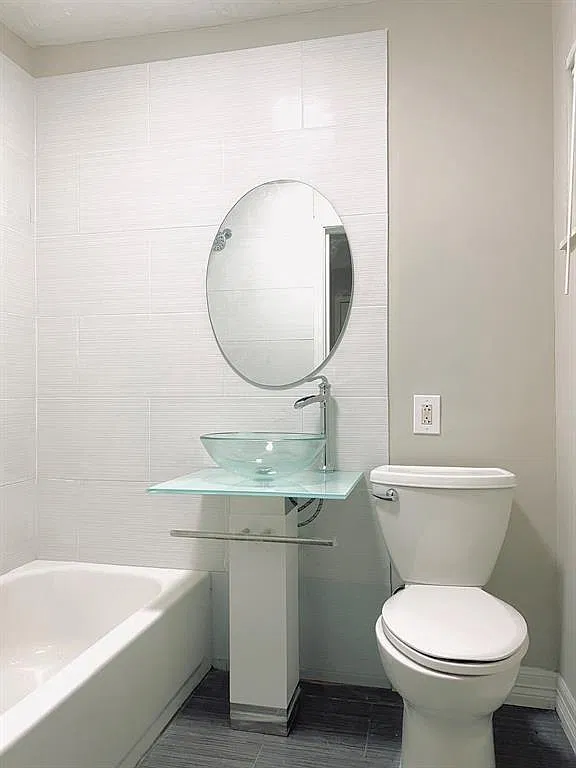 1 bed, 1.0 bath, 600 sqft, $900 — Photo 3