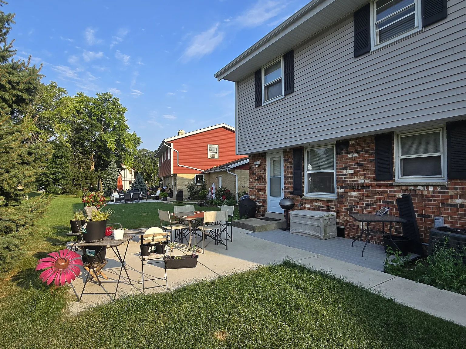 6499 Radburn Ln — Photo 4