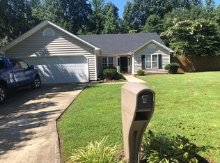 4 Ridgemore Ct, Greensboro, NC 27407