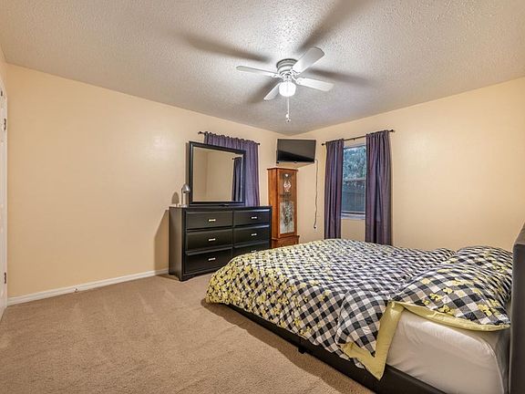 5th image of 900 King Orange Dr