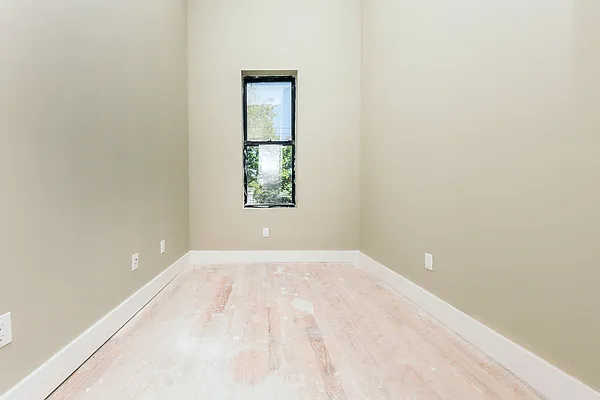 Rented by Nooklyn NYC LLC | media 3