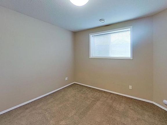 3rd image of 330 B Boutin Ave #1A
