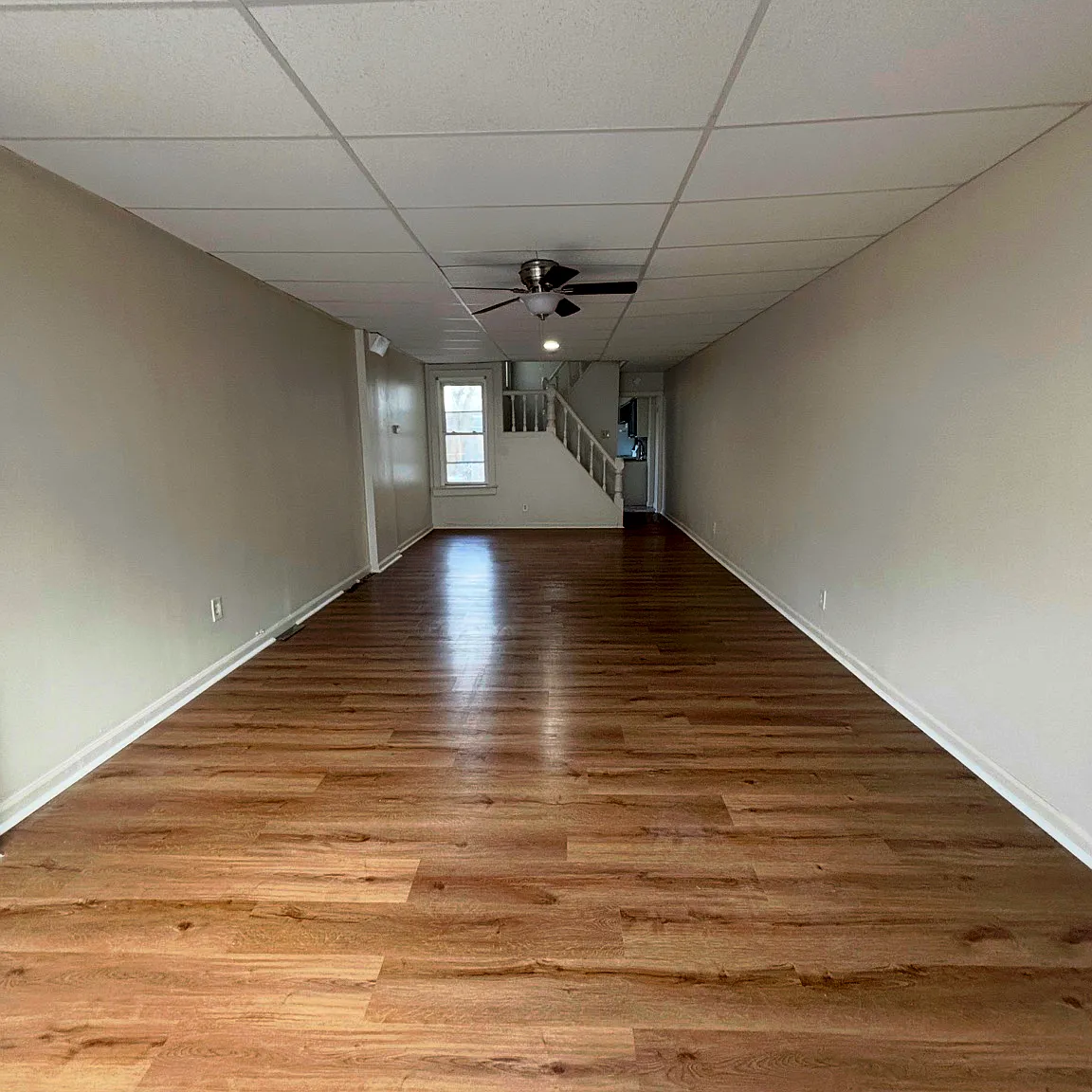 3 bed, 1300 sqft, $2,390 — Photo 2