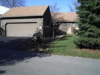 1st image of 330 Lakeside Dr