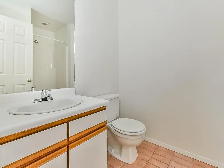 17 Hemingway St — Photo 3