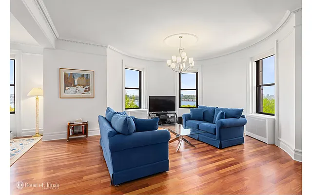 Sold by Douglas Elliman | media 4