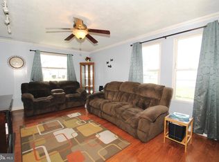 1902 Maltravers Rd, Glen Burnie, MD 21060