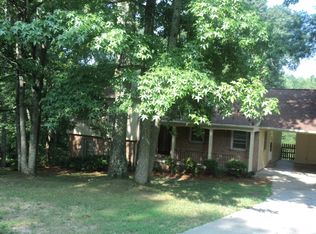 1714 Windsor Dr, High Point, NC 27262