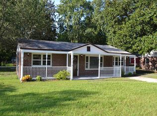 510 Eisenhower Dr, Hinesville, GA 31313