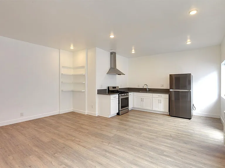722 S Manhattan Pl — Photo 21