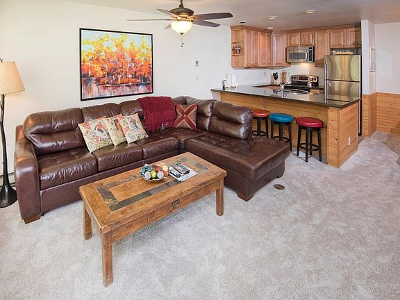 open concept living - living and kitchen/dining combo