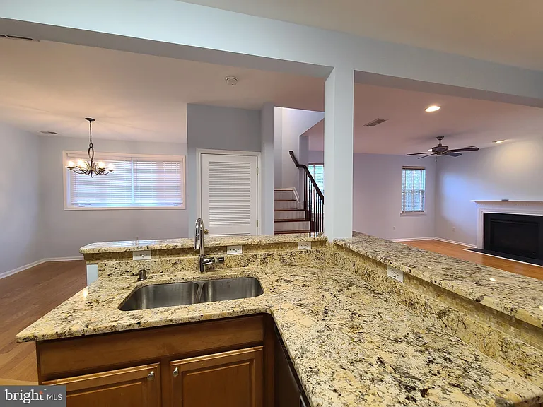 16 Scarlet Oak Dr — Photo 13