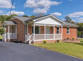 4895 Westray Ln, Walkertown, NC 27051