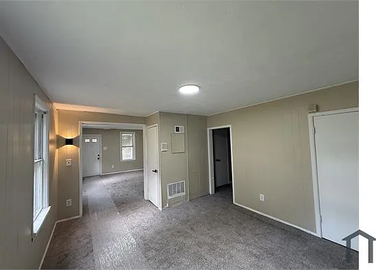 5636 Drake Ave — Photo 18