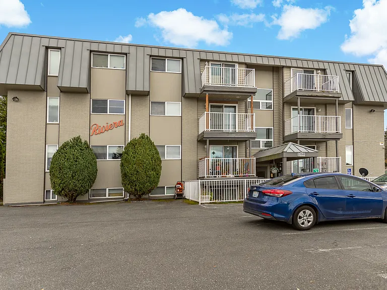 Riviera Apartments Northgate — Photo 7