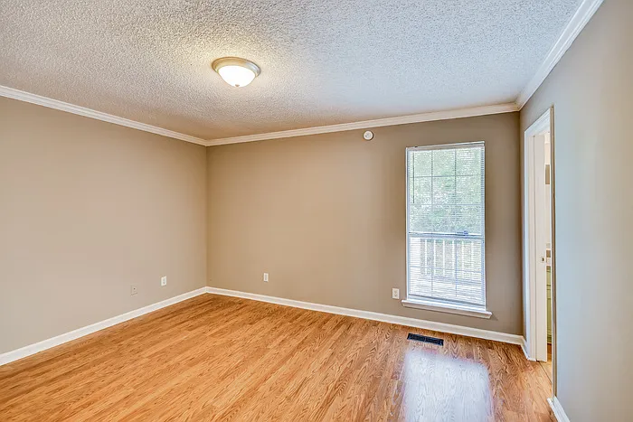 1917 Pebble Lake Cir — Photo 7