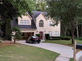 1004 Wolf Springs Ct, Lawrenceville, GA 30043