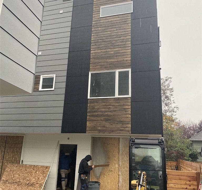 1st image of 937 B NW 52nd Street