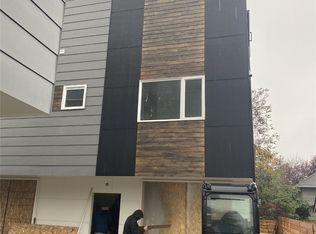 937 B Northwest St #52, Seattle, WA