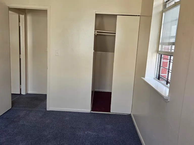 844 Bryant Ave — Photo 8