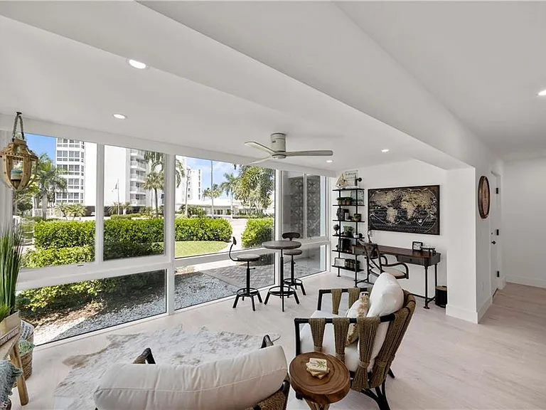 2100 Gulf Shore Blvd N #101 — Photo 4