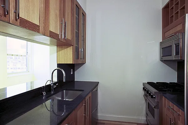Rented by Century 21 NY Metro | media 30