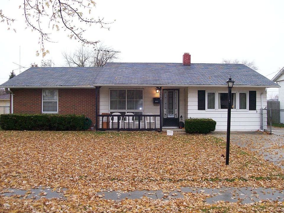 1st image of 2507 Richmond St